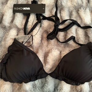 Fashion nova BUNDLE size small 👙